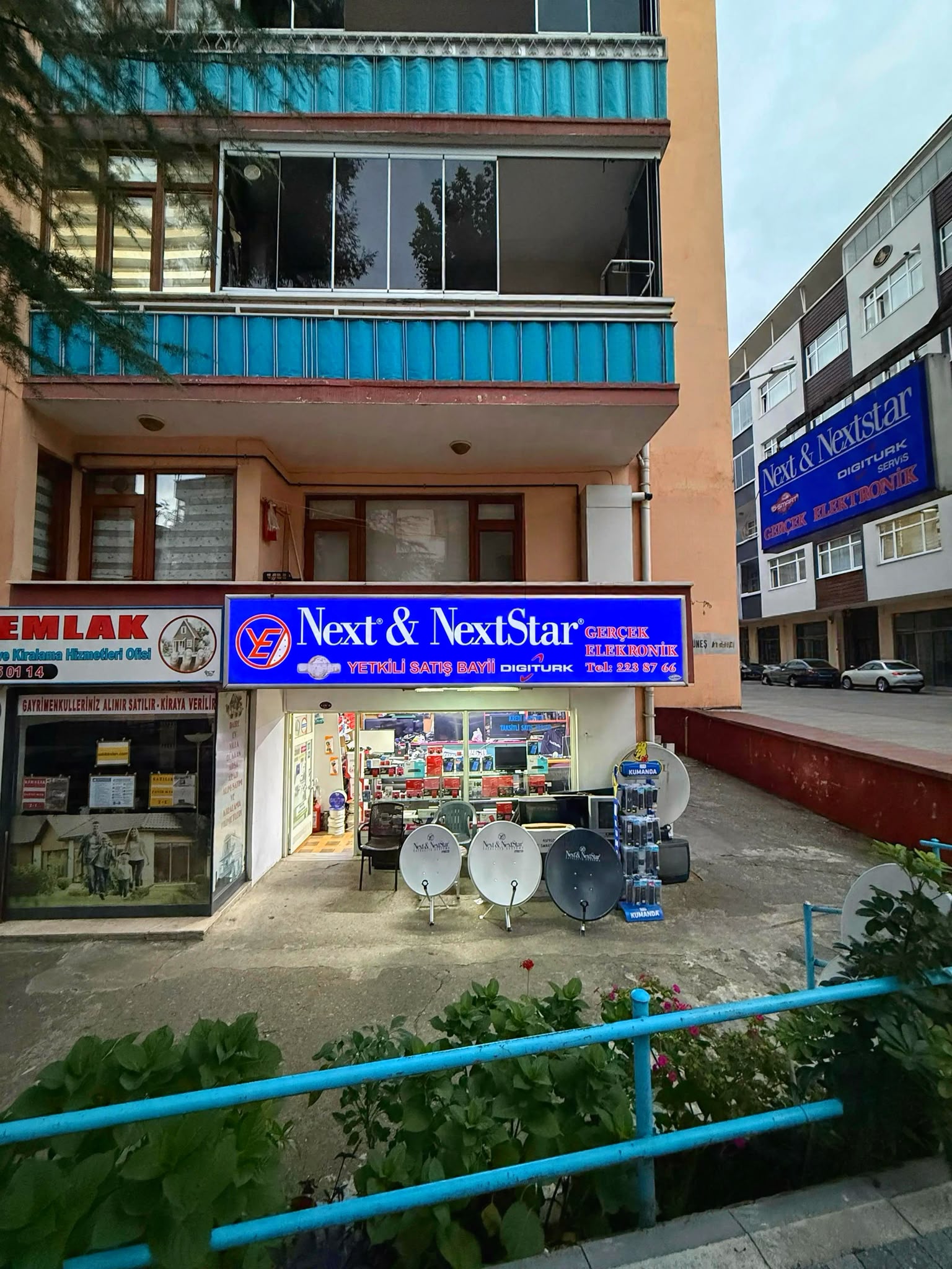 Gerçek Elektronik Trabzon Dükkan Dış Görünümü - Next & Nextstar Yetkili Servisi